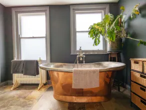 A town house that sleeps 6 guests  in 3 bedrooms - Image 5