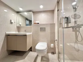 Mi Casa Service Apartment - Image 4