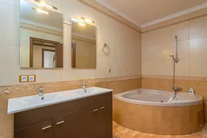 Villa Arhu - Image 4