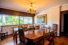 8 Chambres. 600 m2,Maison. 3000 m2 Jardin. 500 m2 de Parking. - Image 4