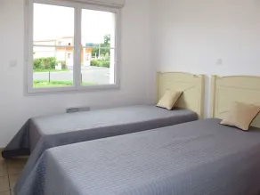Nice apartment in villa for 8 guests with private pool, TV, terrace and pets allowed - Image 3