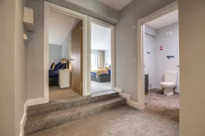 To Mawr - 2 Bedroom Apartment - Tenby - Image 2