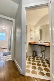 Cape Cod Beach Cottage · Sleeps 10 · Walk to Nantucket Sound · West Harwich - Image 4