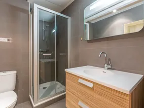 Demi-chalet moderne, 3***, animaux admis, garage, proche télécabines - Image 3