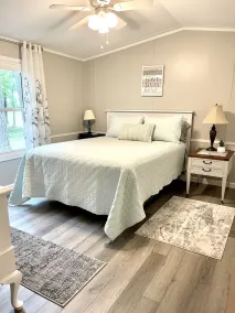 Swartzentruber Cottage close to DE Turf & Beaches, also for traveling nurses! - Image 3