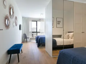 Modern apartment with a great view - Image 4