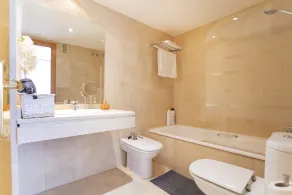 Araucaria Garden & Parking ,  the most sought-after area of ​​malaga - Image 2