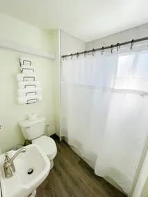 Suite 106 | 2 Bed / 2 Bath + Living & Kitchen - Image 2