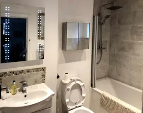Residential 3 bed house Harnham - Image 3