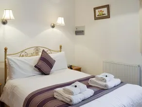 2 bedroom accommodation in North Willingham, near Market Rasen - Image 3