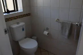 Perfect Beachside Townhouse, 5min walk to beach - Image 5