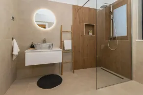 Photinia in Labin With 3 Bedrooms and 1 Bathrooms - Image 3