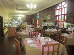 Crystal Palace Hotel - Image 5