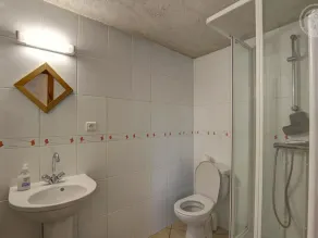 Gîte chaleureux dans parc naturel avec animaux admis et confort moderne - Image 2