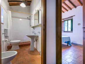 Schöne Wohnung für 4 Leute mit Pool,  W-LAN, TV, Innenhof und Haustiere erlaubt - Image 3