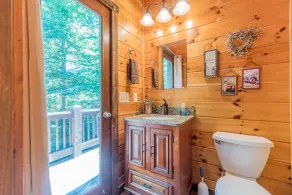 Oak Hill | 4BR 3.5BA | Luxury Secluded Log Cabin | Pool Table | Hot Tub - Image 3