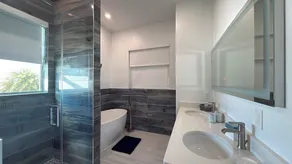 Blue Paradise 5bed/5bath walking distance to the beach with a private pool - Image 4