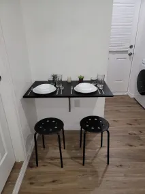 small, cozy and private, independent studio in an excellent location - Image 4