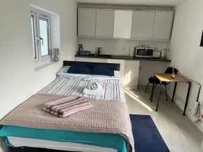 Cozy Residence - Image 3