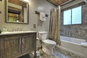 Hot Tub Soaks, Sunroom Sips, Majestic Mountain Gazes & S'mores by Starlight - Fireside Bluff - Image 5