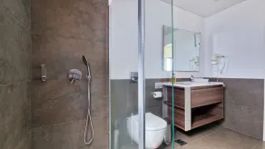 Eden Sun - A Modern Luxury Villa with a Panoramic View - Image 5