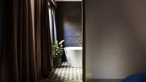 Hardwood House - Image 3