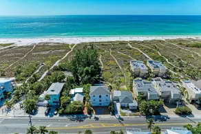 Luxury Siesta Key Beachfront Oasis-STEPS TO WORLD FAMOUS SIESTA KEY SAND - Image 3