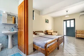 Daratos apartment 3 - Image 3