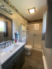 Inland Waterways Retreat! On Cheboygan River, inside Strawberry Island Canal! - Image 4