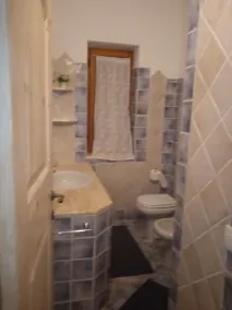 Uafhængig villa med stor have og swimmingpool 50 meter fra havet - Image 3