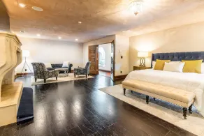 Wie auf Netflix gesehen - Luxushaus - Das Cobra Kai Anwesen | 8500 Sq.ft. | Gewerbeküche | Pool - Image 3