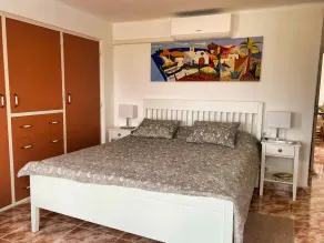 Spectacular rental home - Ocean and mountain view. Heated pool. Sleeps 6 - Image 4