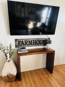 Farmhouse - Centrally Located in Great Bend, Gas Firepit and Pet Friendly Yard - Image 2