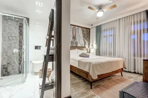 Parna Hotel - Image 4