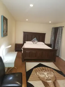 Beautiful Spacious 2 Bedroom, 2 Bathroom Condo - Image 5