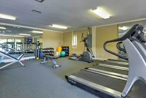 Steps to Beach! Top-Floor Condo in Hilton Head - Image 5