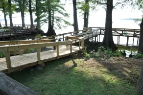 For Larger Groups Up To 24, Right on Reelfoot Lake--Private Dock And Pier. - Image 4