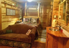 Mountain Peaks Inn, OLD BALDY MTN SUITE, Downtown Hill City - Image 5
