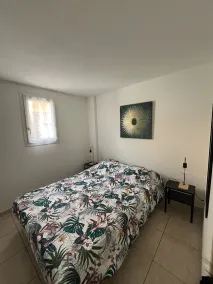 Comfortable villa, garden, parking in quiet residence 800m from the beach - Image 3