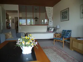 Sonnige 3,5 Zimmer  Wohnung in ruhiger aber zentraler Lage - Image 4