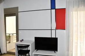 So Close! Art Apartment - Image 2