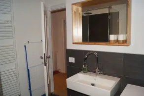 Bel appartement directement sur le lac de Lugano avec terrasse au bord du lac privé - Image 3