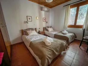 Villa Panorama - Amazing sea view, private pool, sleeps 7, private & peaceful! - Image 2
