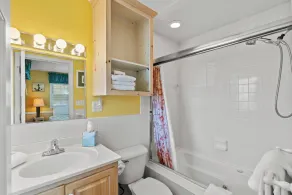 Nyrenoverat Beach House w / Pool and Hot Tub - 20 sovplatser - Image 3