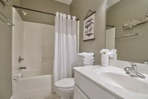 Stairway to Havens North - Stunning Attached Coastal Home- Just a Quick Golf Cart Ride to the Beach! - Image 4