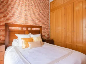 Apartment with beautiful balconies in the historic center of Malaga - Image 5