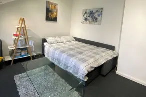 Apartment - Sleeps 4 & Excellent Transport Links - Image 5