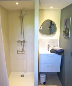 Studio avec patio et jacuzzi - Image 3