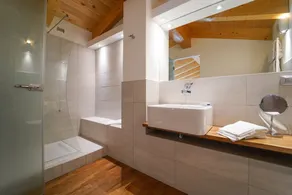 Villa Sasseta - Eight Bedroom Villa, Sleeps 16 - Image 4