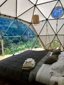 NEU: Glamping Geodesic Dome Tent - Forellenbach, Feuerstelle & Privatsphäre - Image 5
